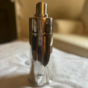 SOLD TIFFANY & CO STERLING SILVER COCKTAIL/MARTINI SHAKER IN EXCELLENT CONDITION